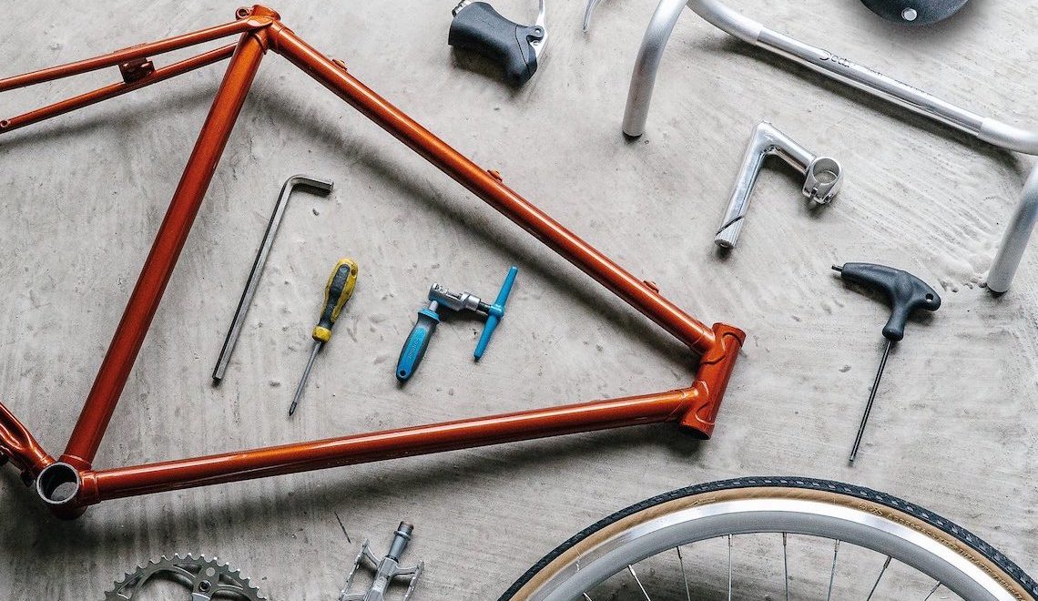 How to Build a Bike Jenni_Gwiazdowski_urbancycling_E