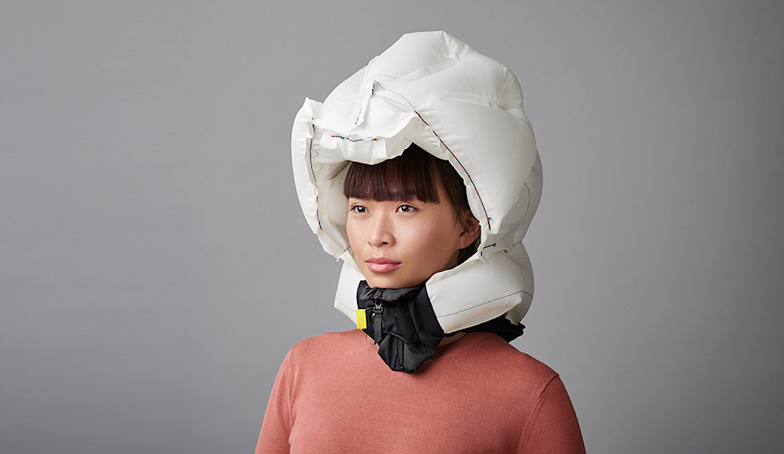 Hövding+3_airbag_for_urban_cyclist_3