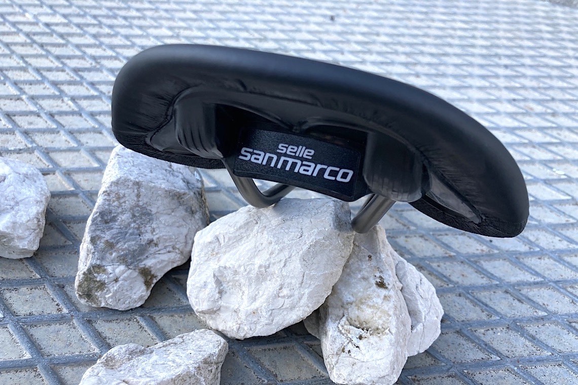 Allroad Racing_Wide_ Selle San Marco_gravel_urbancycling_it_5