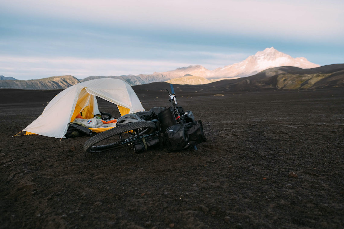 Montanus_Cordillera_de_Fuego_film_3
