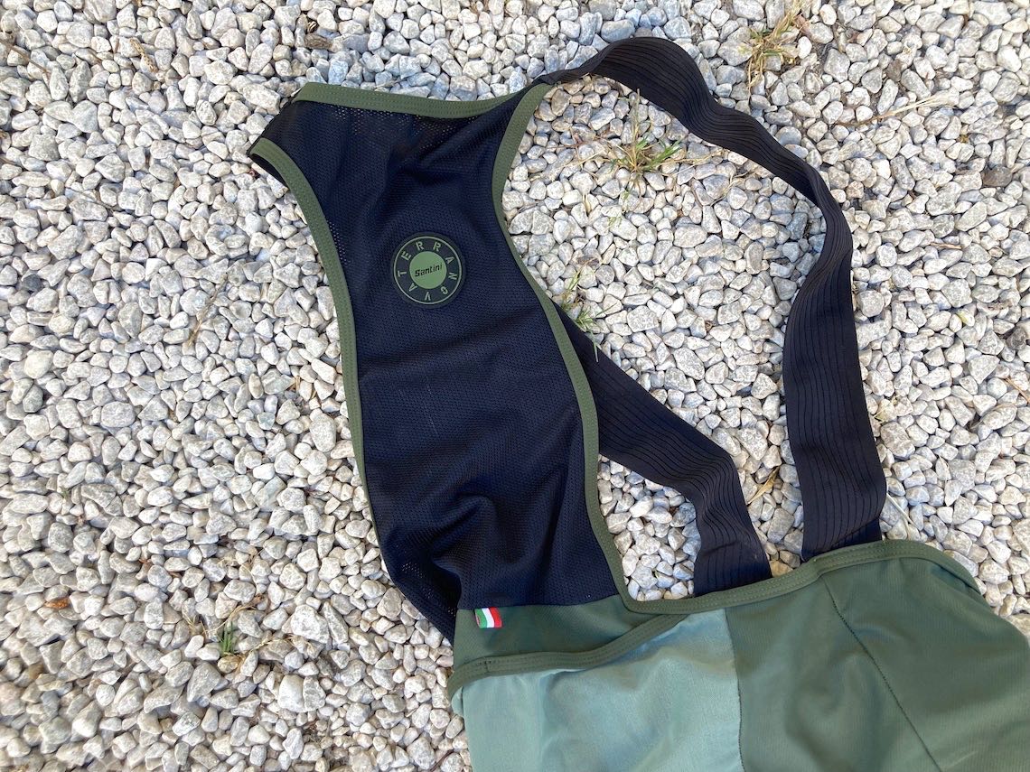 Santini Gravel_cycling_wear_details__urbancycling_it_1