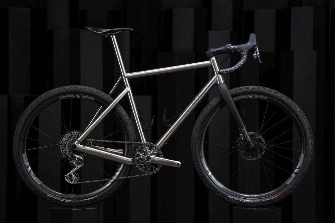 ENVE Builder Round-Up 2022_Weis Hammer