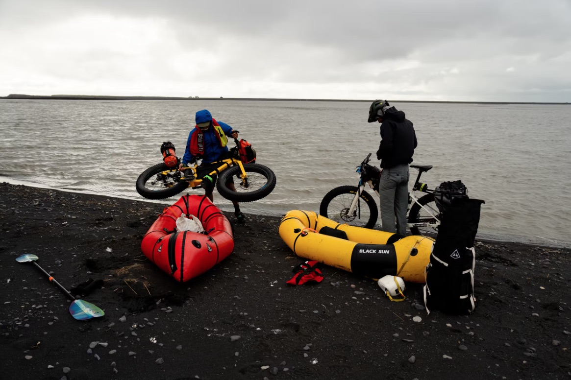 Bikerafting in Islanda_2022__credit Ryan_Hill_18