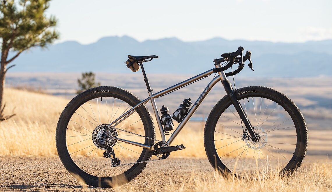 Salsa Fargo con ruote da 32″. Arriva in versione acciaio e titanio
