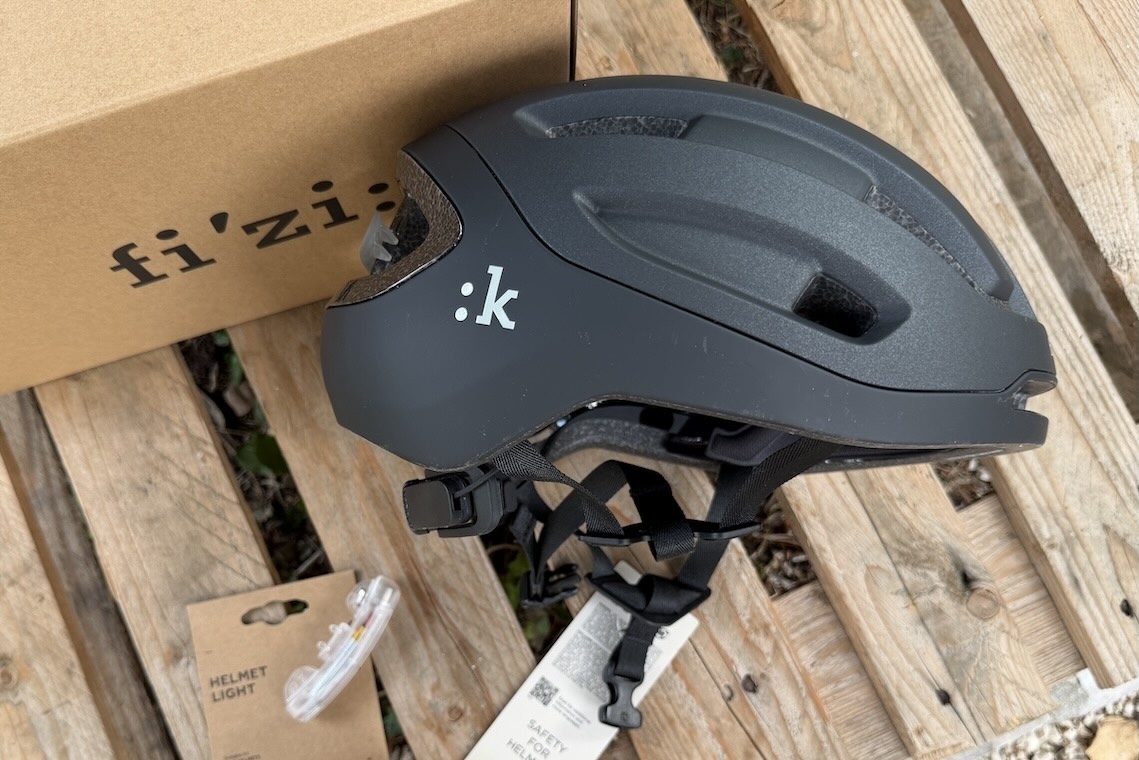 Fizik_Kyros_bike _helmet_urbancycling_it_5