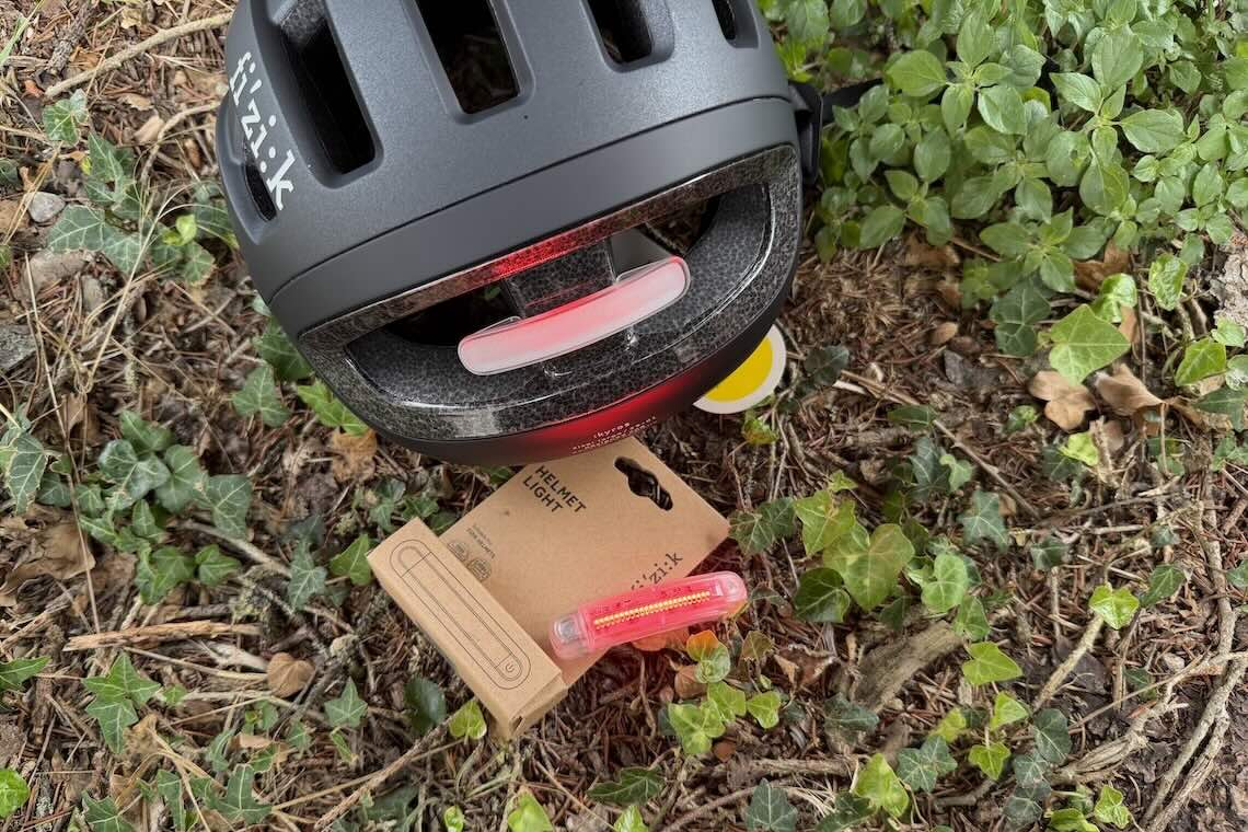 Fizik_Kyros_bike _helmet_urbancycling_it_9
