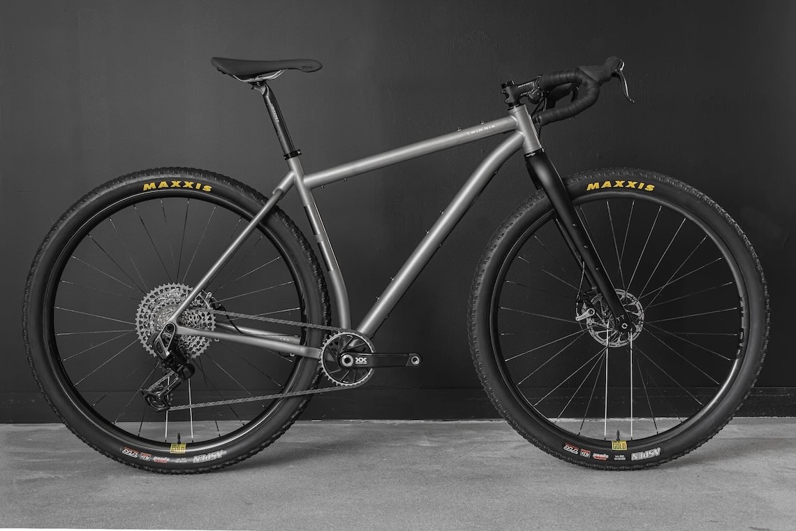 Twin_Six_Standard Ti 3x2_32"_1